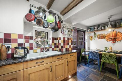Kitchen towards courtyard garden.jpg