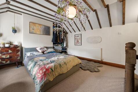 Bedroom Three to alcoves.jpg
