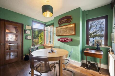 Dining Room  .jpg