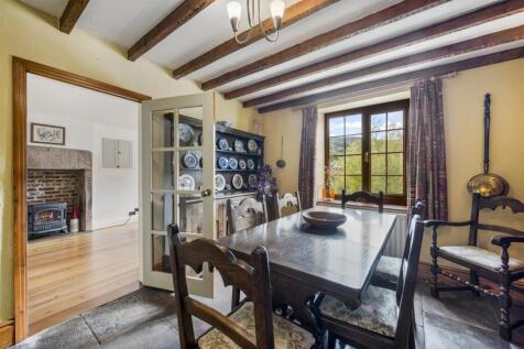 Dining Room.jpg