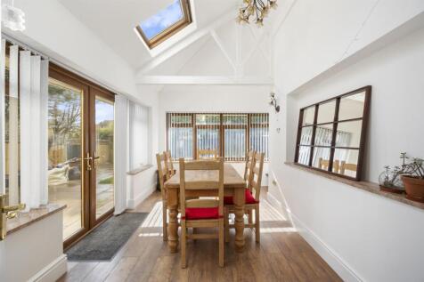 Garden Room.jpg