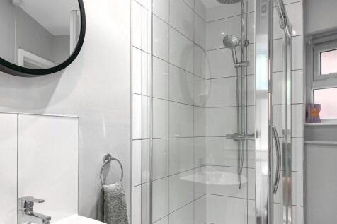 Shower.jpg