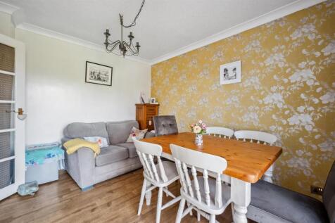 Dining Room - table and seating.jpg