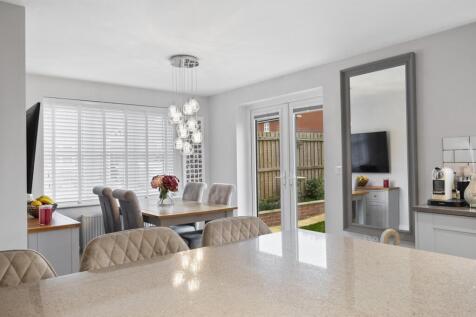 Dining Area from Breakfast Bar.jpg