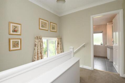 First floor landing.jpg