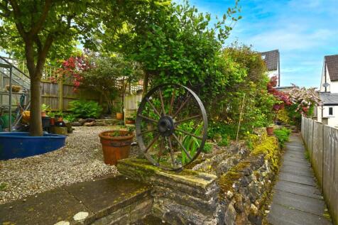 Garden - wheel.jpg