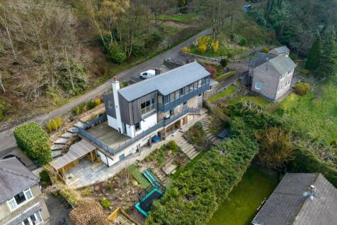 Drone shot - rear garden and home.jpg