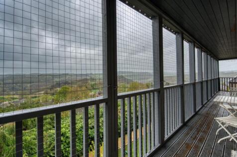 Veranda and views.jpg