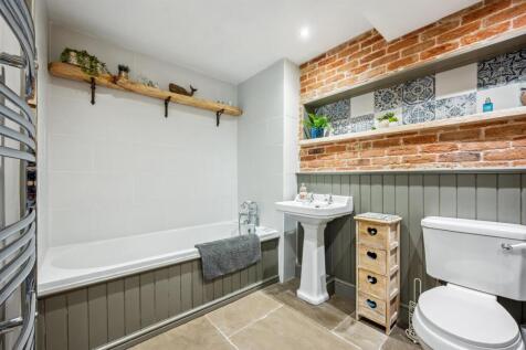 Bathroom  .jpg