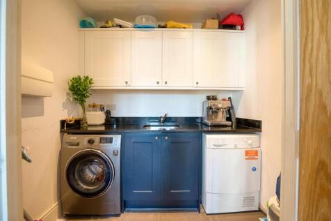 Utility Room - sink.jpg