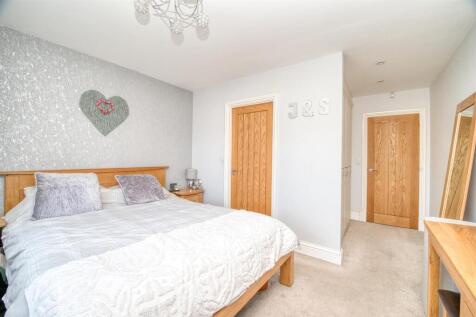 Bedroom One - towards wardrobes and en-suite.jpg