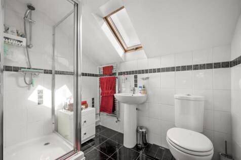En-Suite Shower Room.jpg