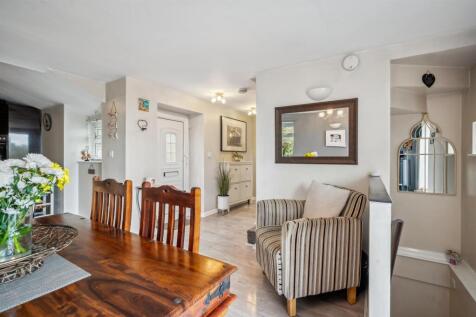 Dining area towards front door.jpg