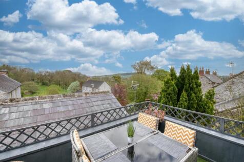 Terrace and rooftop views.jpg