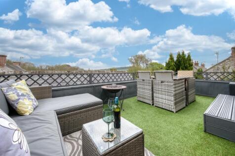 Terrace - seating and dining.jpg