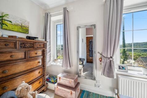 Bedroom One alcove.jpg