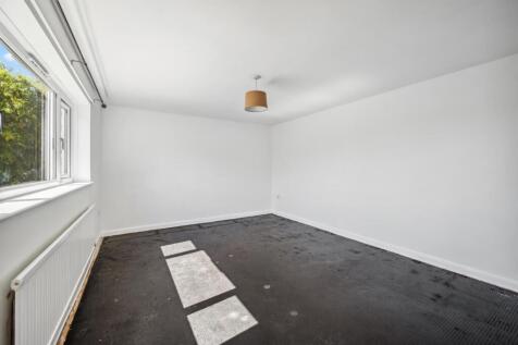 Bedroom One.jpg