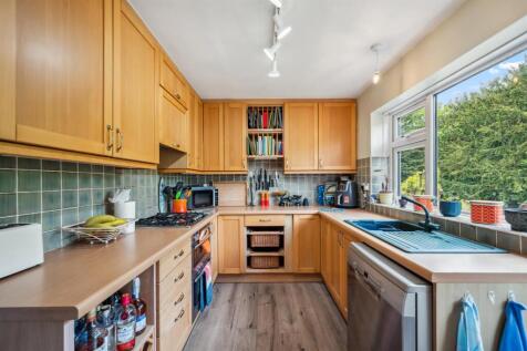 Kitchen.jpg