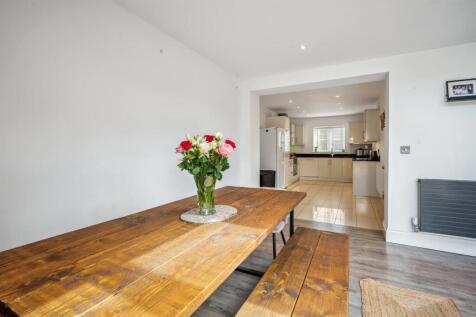 Dining area towards Kitchen.jpg