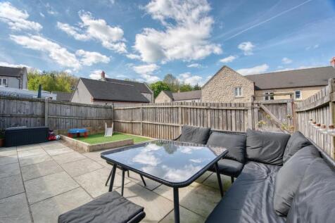 Rear Garden.jpg