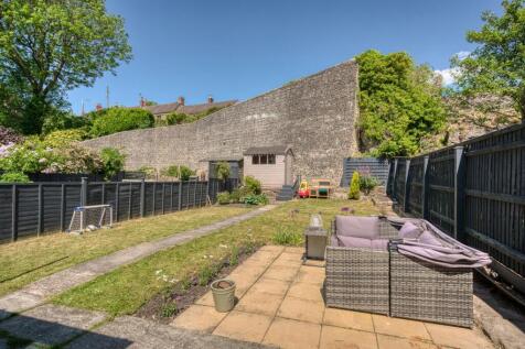 Rear Garden - patio in foreground.jpg