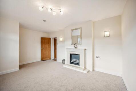 Lounge - fireplace.jpg