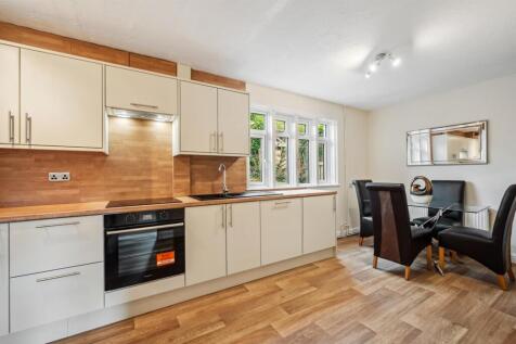 Kitchen to dining area.jpg