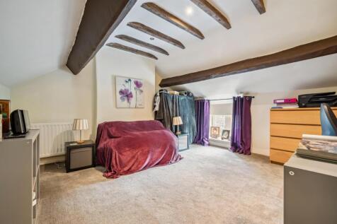 Bedroom One.jpg