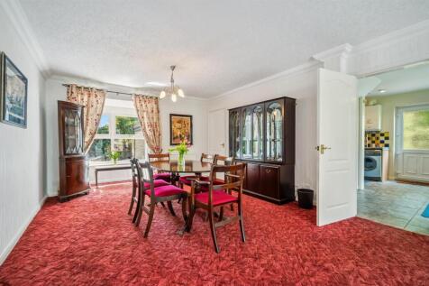 Dining Room and door to Kitchen.jpg