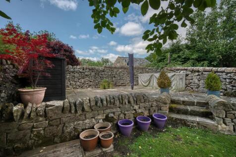 Rear Garden - upper patio.jpg