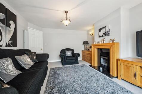 Lounge - fireplace.jpg