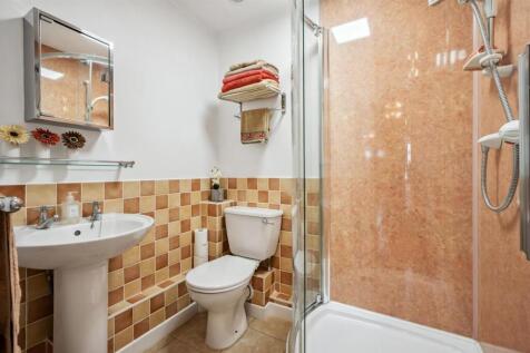 Shower Room.jpg