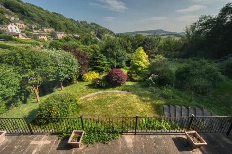 Rear Garden  .jpg