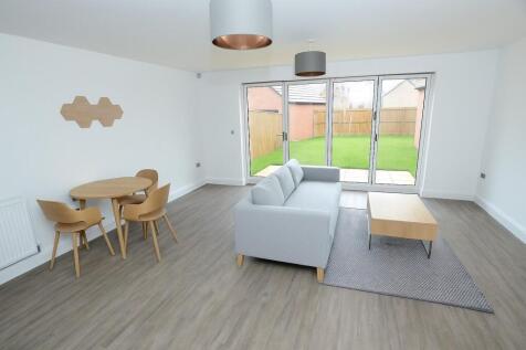 Living area.jpg