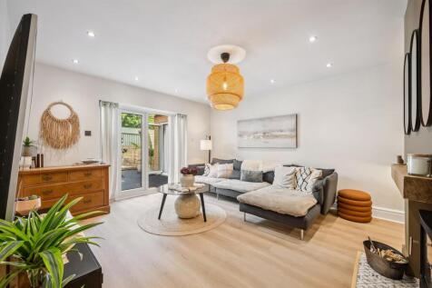 Sitting Room.jpg