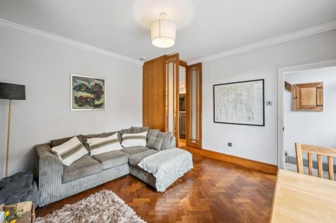 Living Room towards Kitchen.jpg