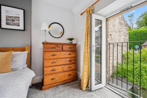 Bedroom One - Juliet balcony.jpg