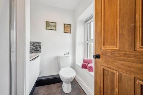 En-suite - WC.jpg