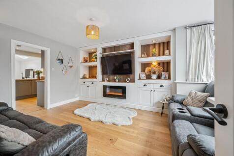 Sitting Room from entrance porch.jpg