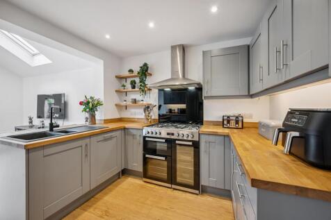 Kitchen - oven and sink.jpg