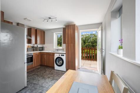 Dining Kitchen from entrance hallway.jpg