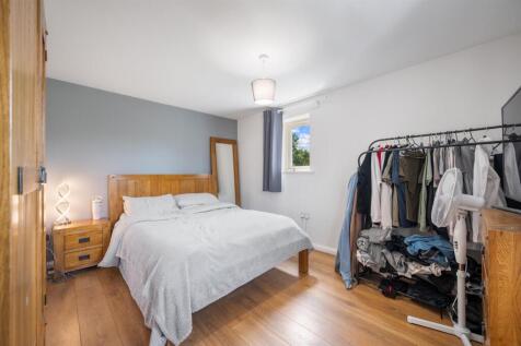 Bedroom One.jpg