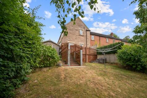 Rear Garden towards house.jpg