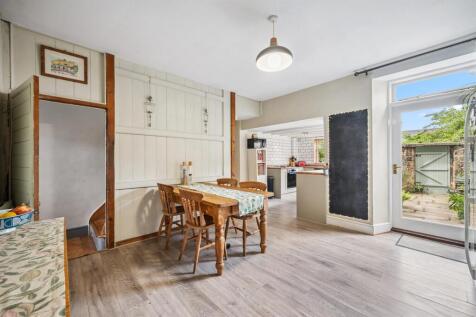 Dining Room  .jpg