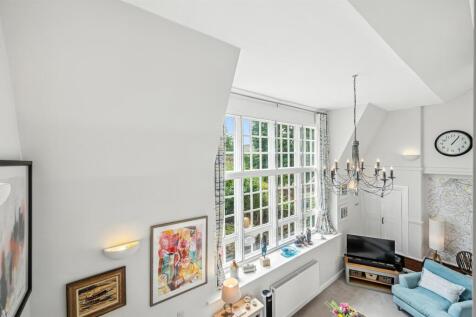 Sitting Room window from Bedroom.jpg