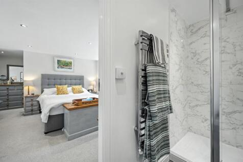 Shower Room to Bedroom.jpg