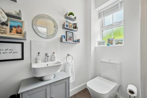 Ground Floor WC.jpg