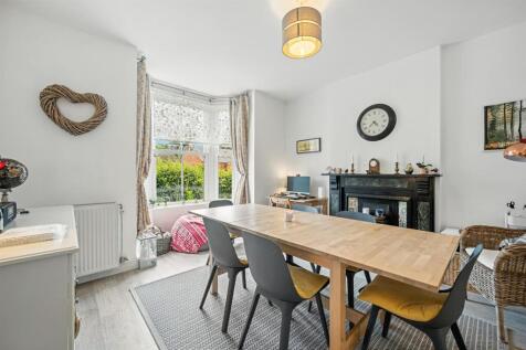 Dining Area.jpg