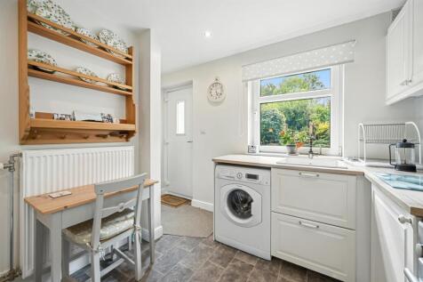 Annexe Kitchen to back door.jpg