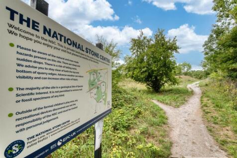 National Stone Centre walks .jpg